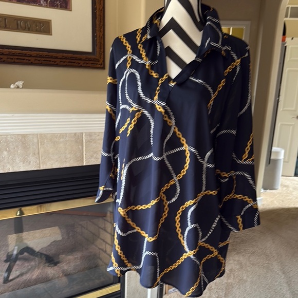 Anne Klein Tops - Navy Chain Print Blouse